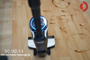 Tineco-Floor-One-S3-Test-Testflaeche-Schokoflecken-1